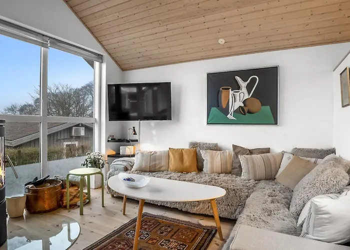 Tofan - 75m From The Sea By Interhome