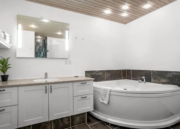 Tofan - 75m From The Sea By Interhome